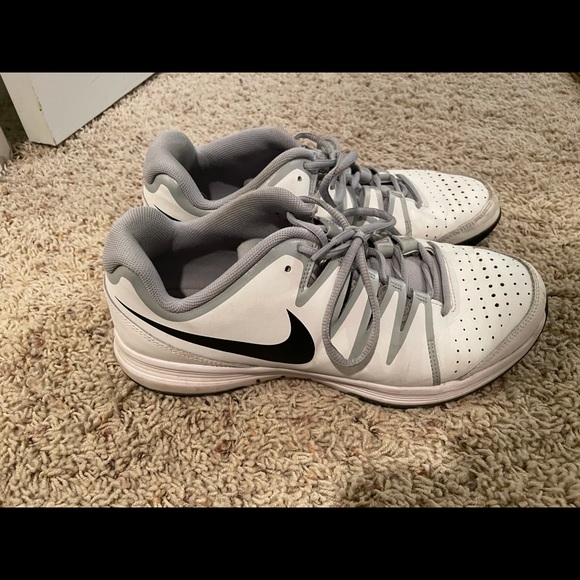Nike Vapor Court Tennis - Picture 2 of 3